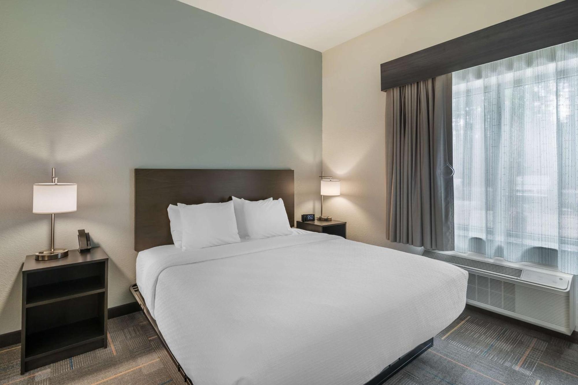 Best Western Plus Bluffton/Hilton Head Hotel Bagian luar foto