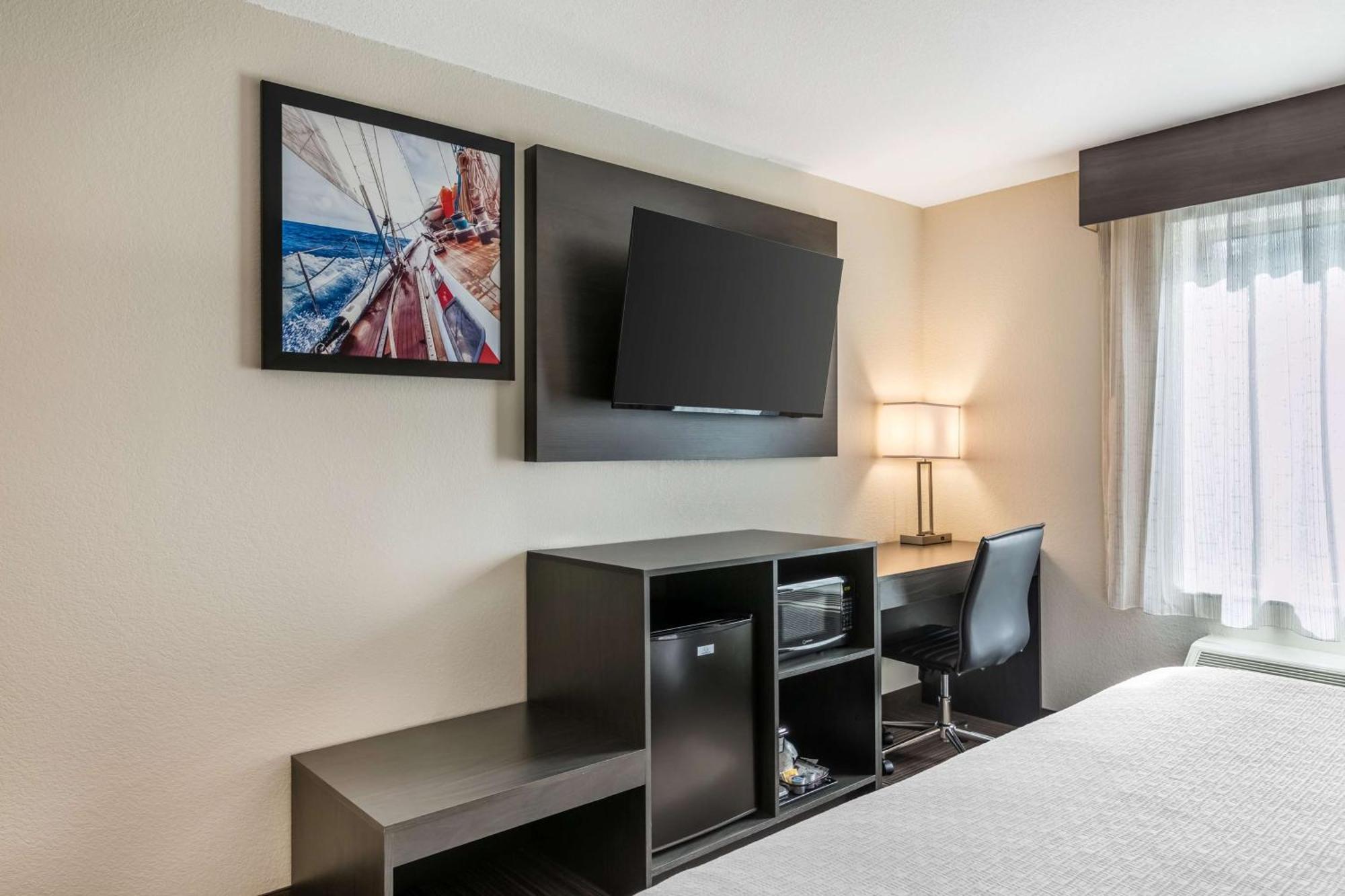 Best Western Plus Bluffton/Hilton Head Hotel Bagian luar foto