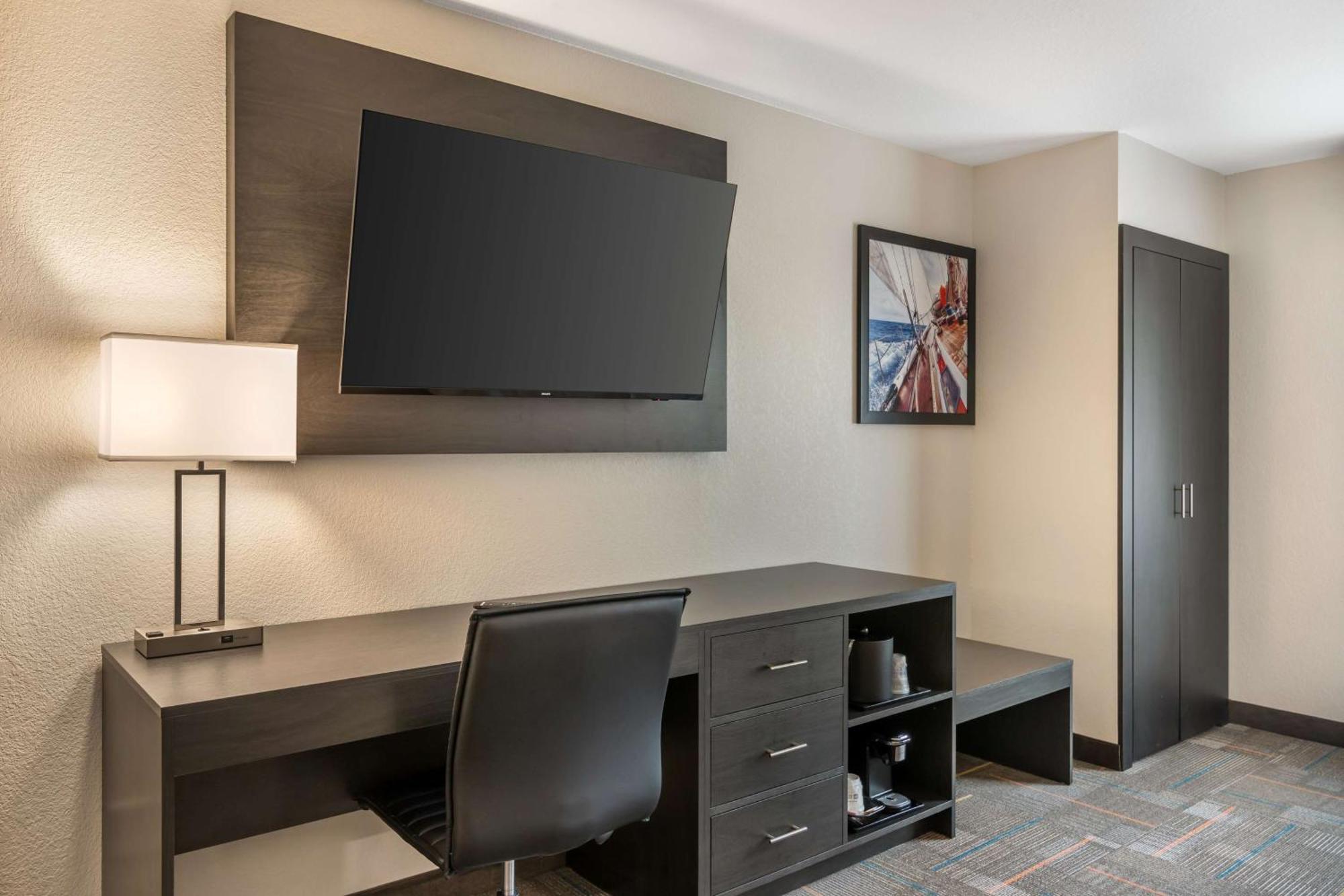 Best Western Plus Bluffton/Hilton Head Hotel Bagian luar foto